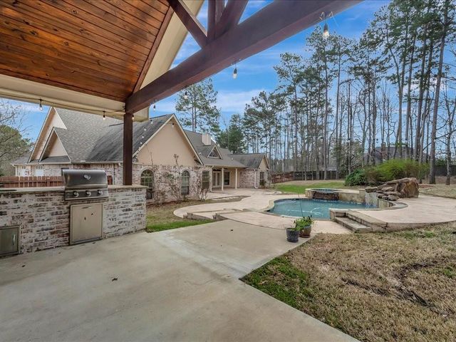 1904 Loblolly Lane, Lufkin, TX 75904