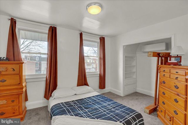 939 WAYNE AVE, York, PA 17403