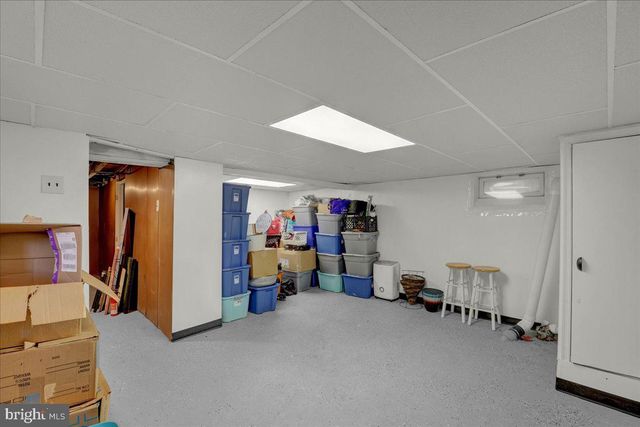 939 WAYNE AVE, York, PA 17403