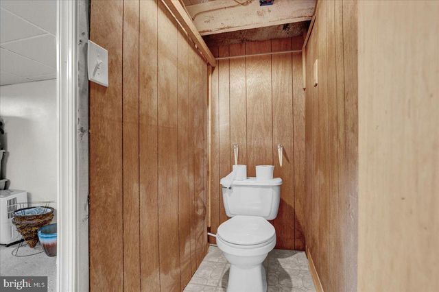 939 WAYNE AVE, York, PA 17403