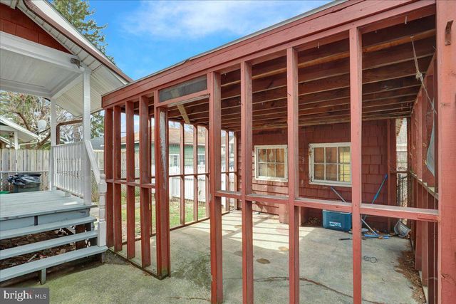 939 WAYNE AVE, York, PA 17403