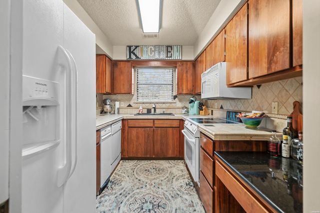 208 Daffodil St Apt C2, Hot Springs, AR 71913