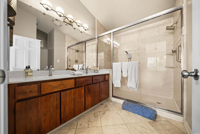 208 Daffodil St Apt C2, Hot Springs, AR 71913