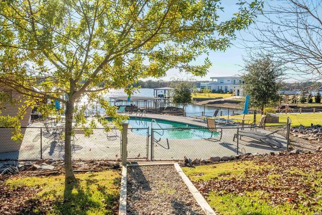 208 Daffodil St Apt C2, Hot Springs, AR 71913