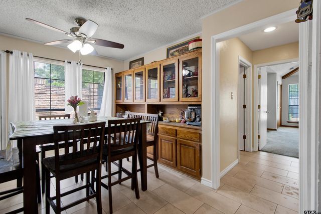 902 Kingsbury Court, Longview, TX 75604