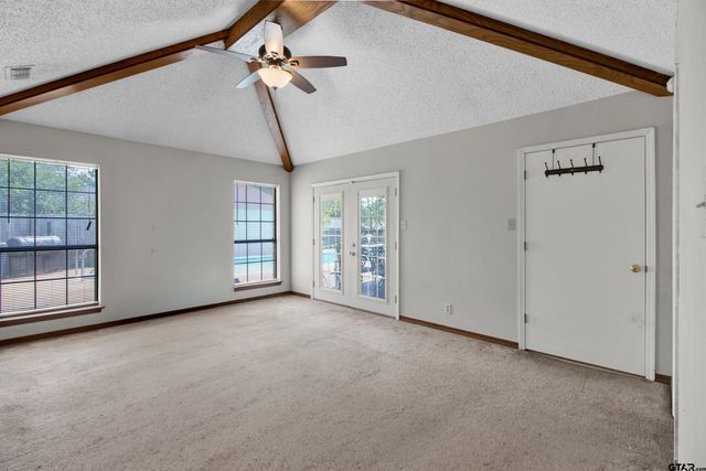 902 Kingsbury Court, Longview, TX 75604