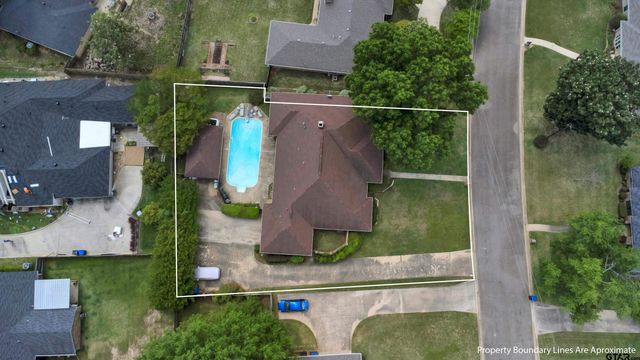 902 Kingsbury Court, Longview, TX 75604