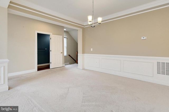 6913 STANWICK SQ, Gainesville, VA 20155