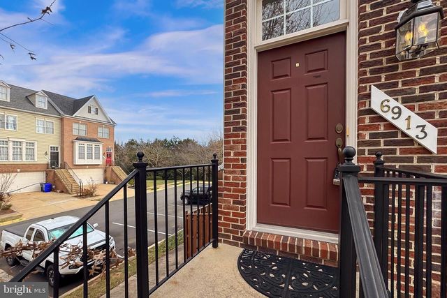 6913 STANWICK SQ, Gainesville, VA 20155