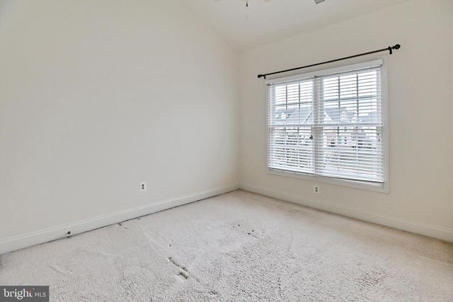6913 STANWICK SQ, Gainesville, VA 20155