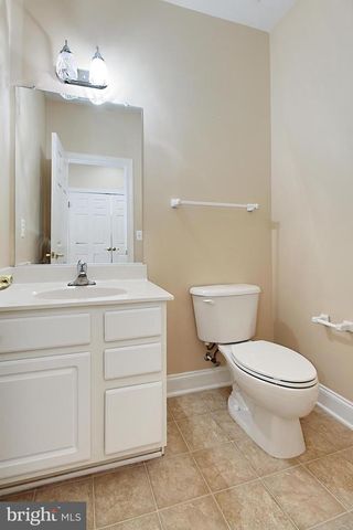 6913 STANWICK SQ, Gainesville, VA 20155