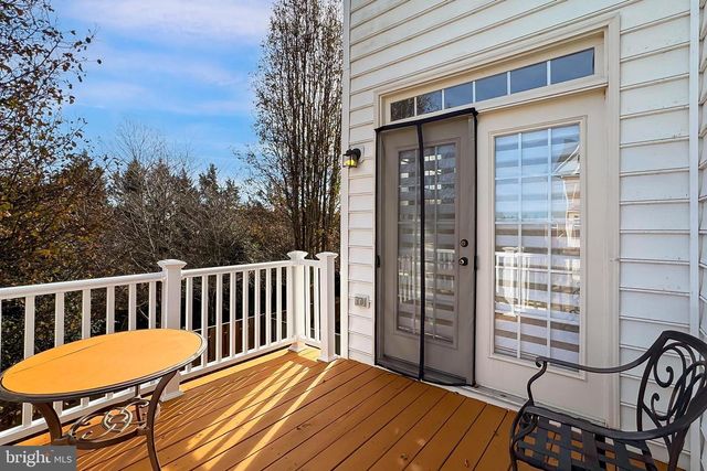 6913 STANWICK SQ, Gainesville, VA 20155