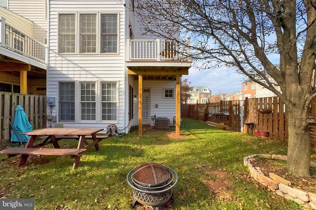 6913 STANWICK SQ, Gainesville, VA 20155