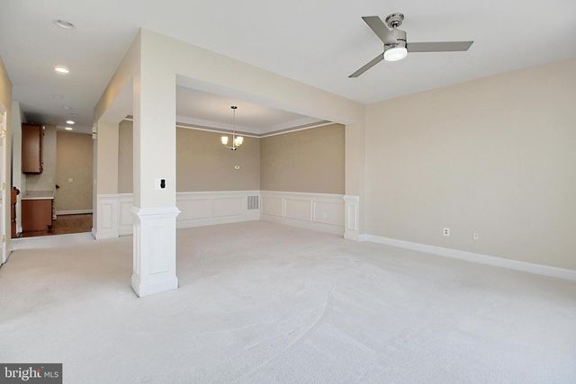 6913 STANWICK SQ, Gainesville, VA 20155