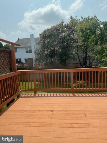 13923 BARNSLEY PL, Centreville, VA 20120