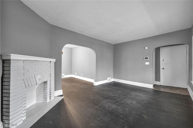 13818 Durkee Avenue, Cleveland, OH 44105