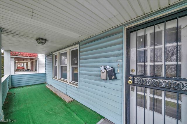 13818 Durkee Avenue, Cleveland, OH 44105