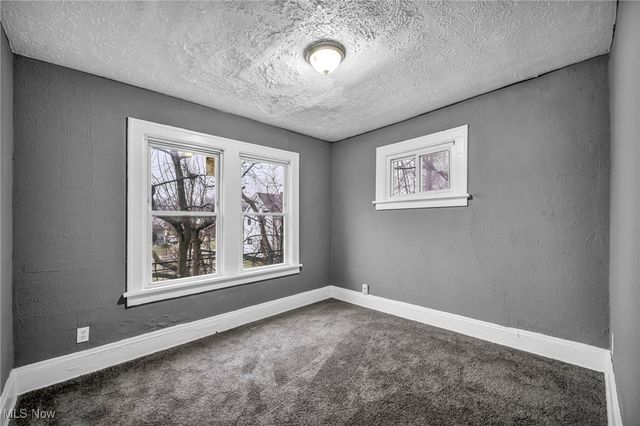 13818 Durkee Avenue, Cleveland, OH 44105