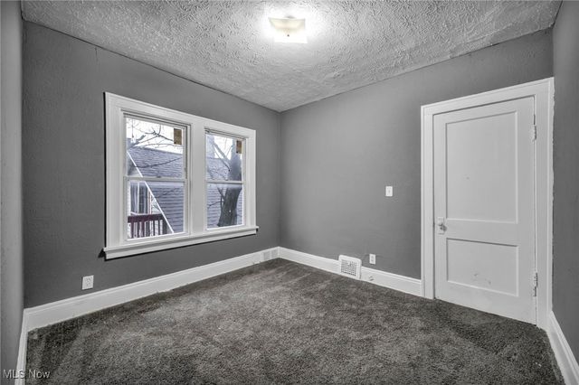 13818 Durkee Avenue, Cleveland, OH 44105