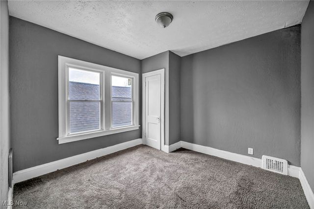 13818 Durkee Avenue, Cleveland, OH 44105