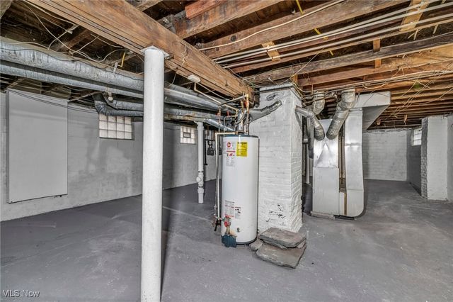 13818 Durkee Avenue, Cleveland, OH 44105