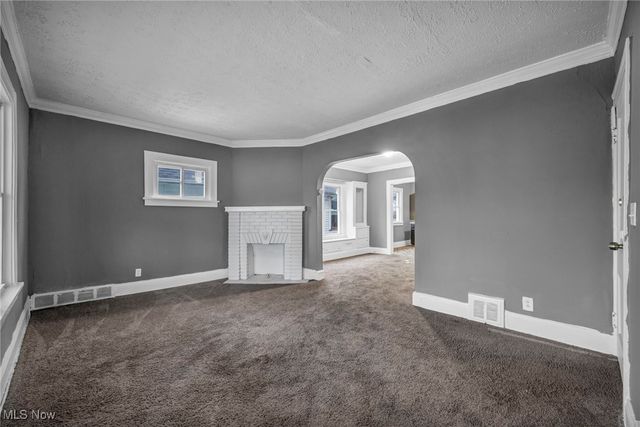 13818 Durkee Avenue, Cleveland, OH 44105