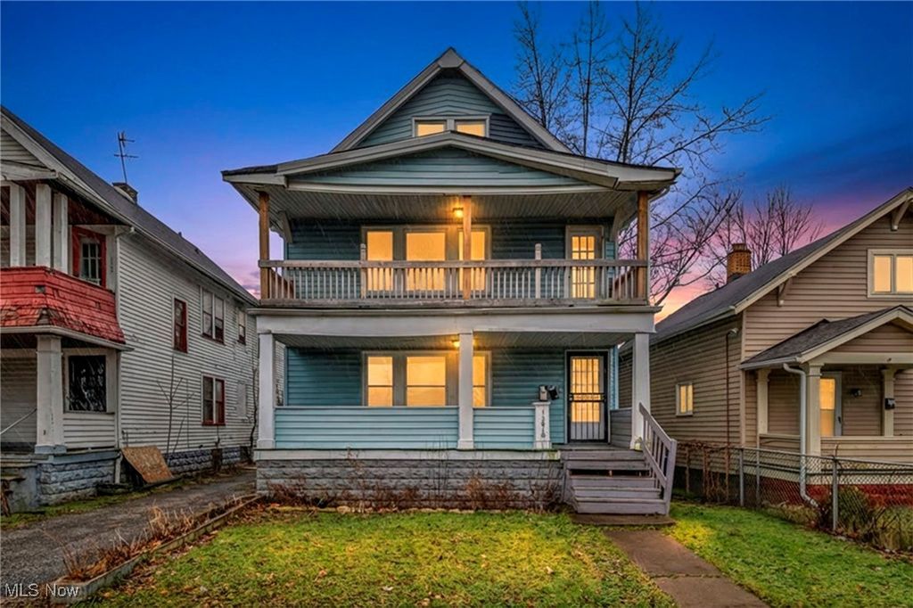 13818 Durkee Avenue, Cleveland, OH 44105