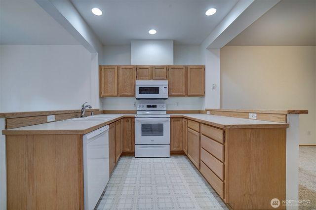 11664 Breckenridge Lane NW, Silverdale, WA 98383