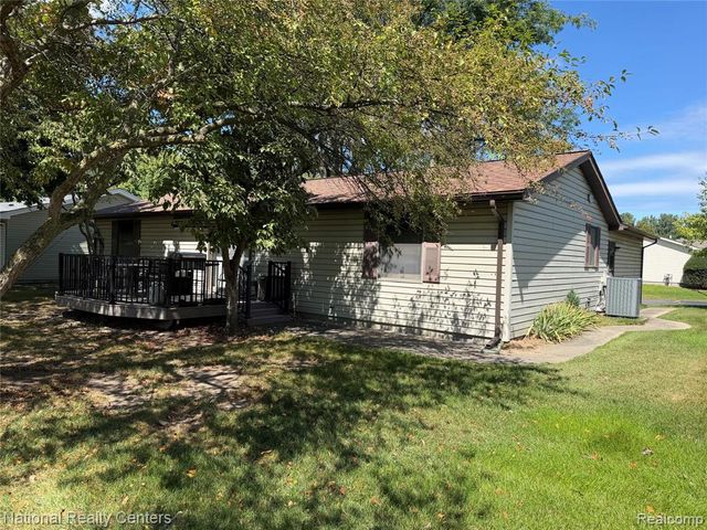 38561 Deer Creek Boulevard, Westland, MI 48185