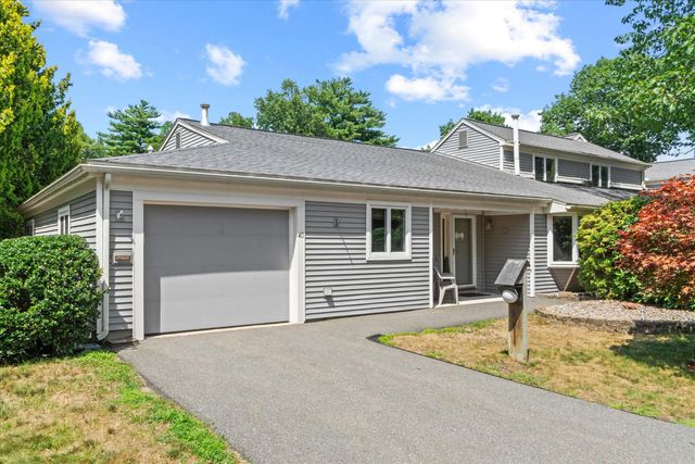 40 Walden Pond Drive, Nashua, NH 03064