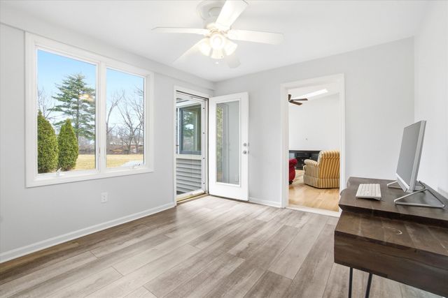 40 Walden Pond Drive, Nashua, NH 03064