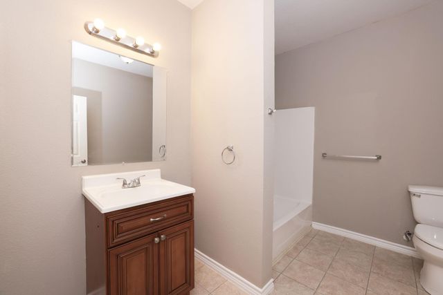204 S 13th Street, Conroe, TX 77301