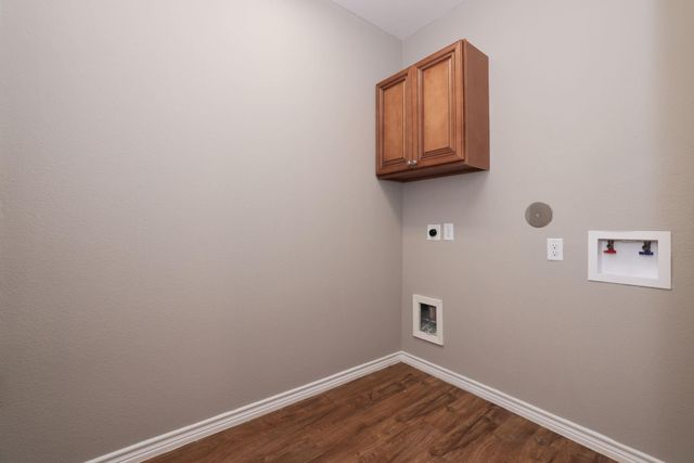 204 S 13th Street, Conroe, TX 77301