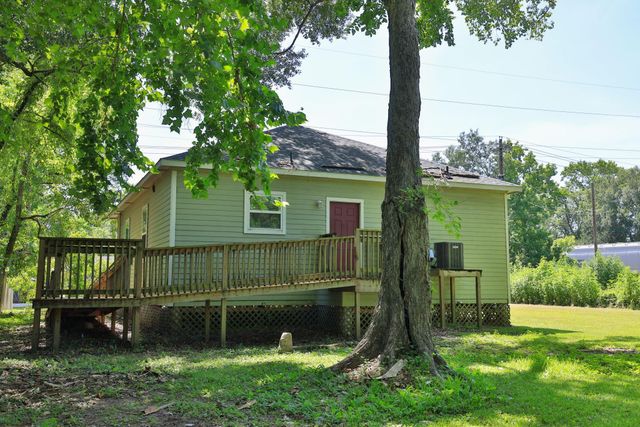 204 S 13th Street, Conroe, TX 77301