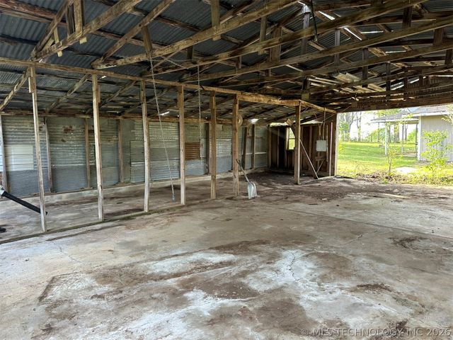 9357 N 547 Road, Hulbert, OK 74441