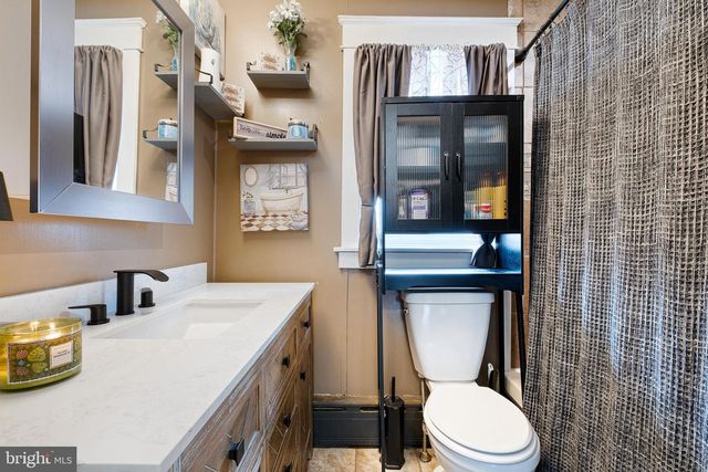 2901 ARLINGTON AVE, Brookhaven, PA 19015