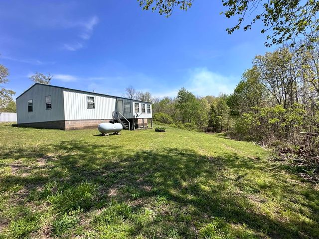 1921 63 Highway, Williford, AR 72482
