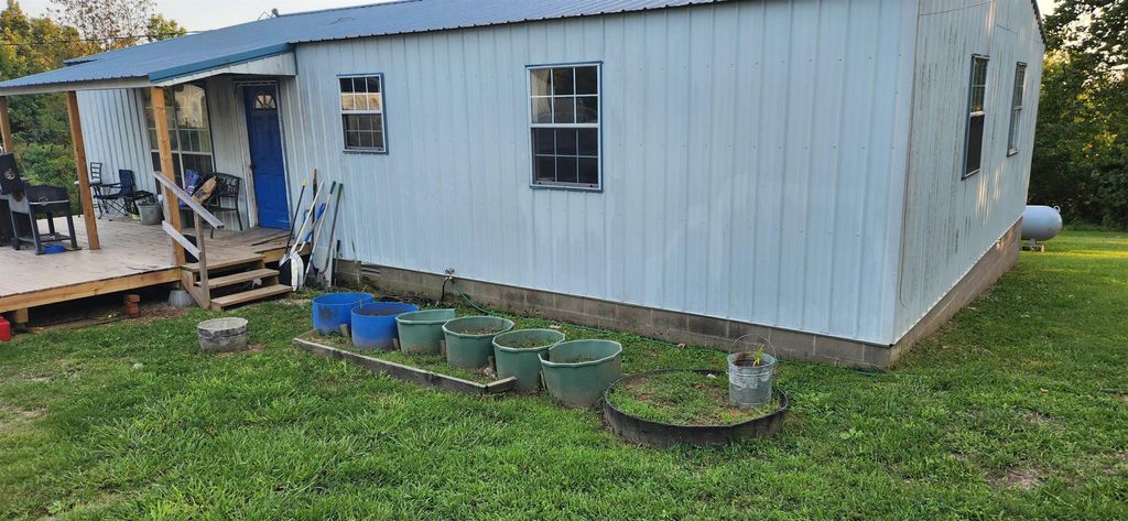 1921 63 Highway, Williford, AR 72482
