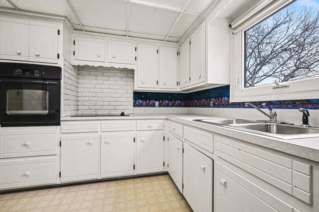 3671 Oskaloosa Drive Sw, Grandville City, MI 49418