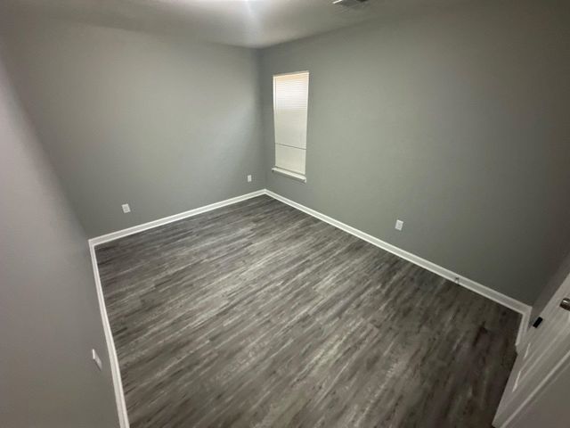 565 HEMSLEY AVE, Memphis, TN 38109