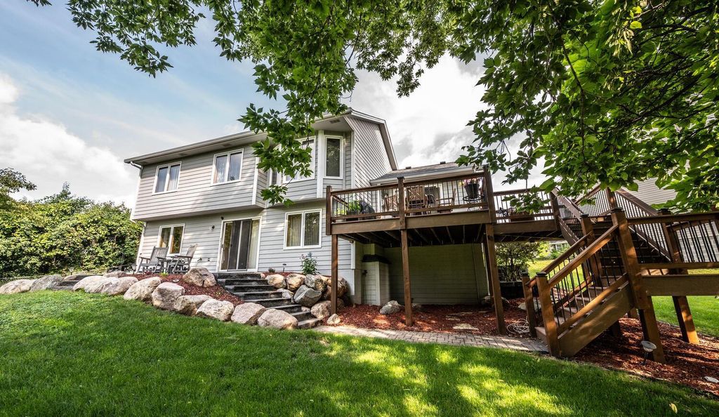 4155 Joppa Circle, Savage, MN 55378