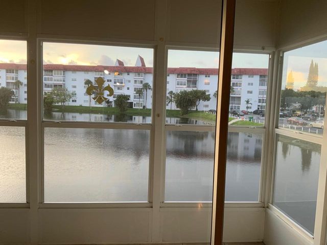4751 NW 21ST Street 116, Lauderhill, FL 33313