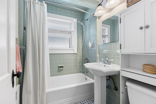 33 West Shore Drive, Marblehead, MA 01945