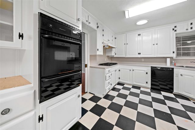 246 Angela Lane, Henderson, TX 75654