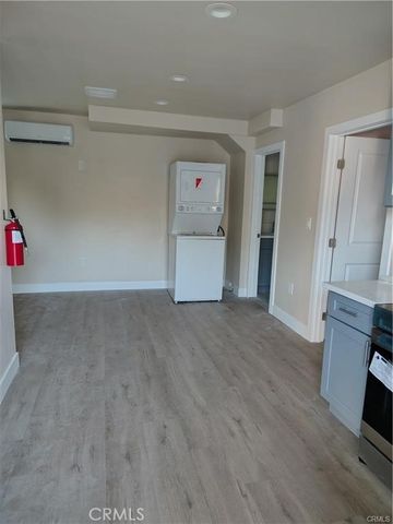 921 Sixth, Pomona, CA 91766