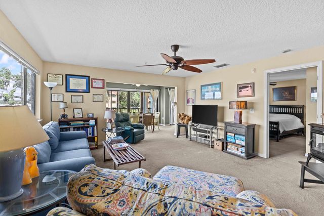 99 Broad River Pl 3206, Welaka, FL 32193