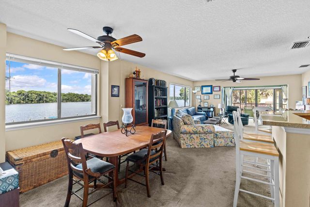 99 Broad River Pl 3206, Welaka, FL 32193