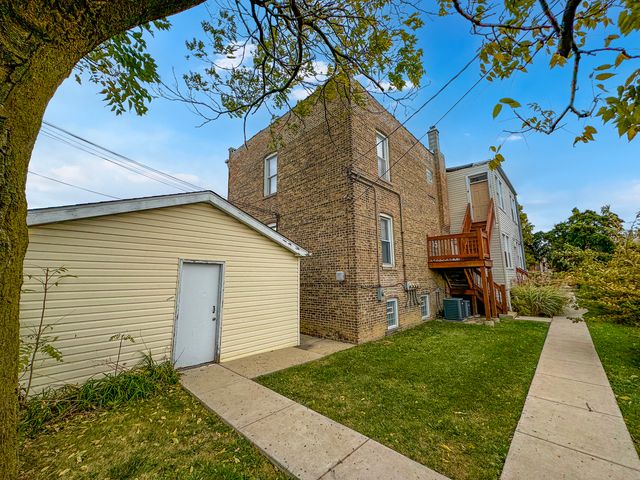 1900 Harvey Avenue, Berwyn, IL 60402