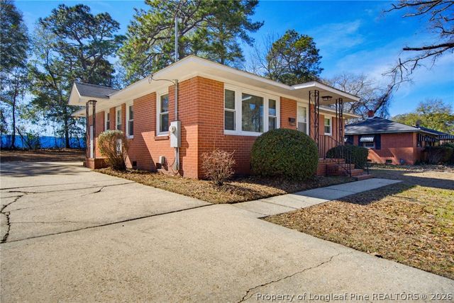 1849 Broadell Drive, Fayetteville, NC 28301