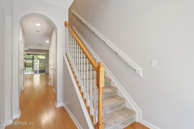 5673 PARKSTONE CROSSING Drive, Jacksonville, FL 32258